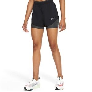 Nike Women's 2 in 1 Shorts ☀️